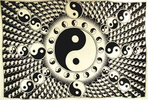 White & Black Yin Yang Tapestry