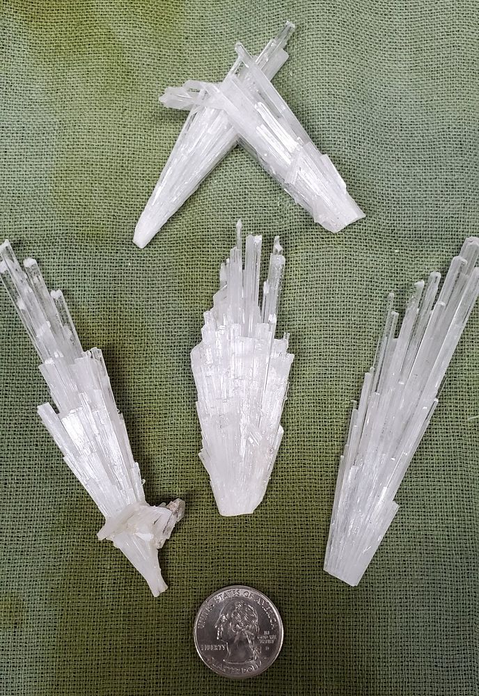 Scolecite Cluster-Medium
