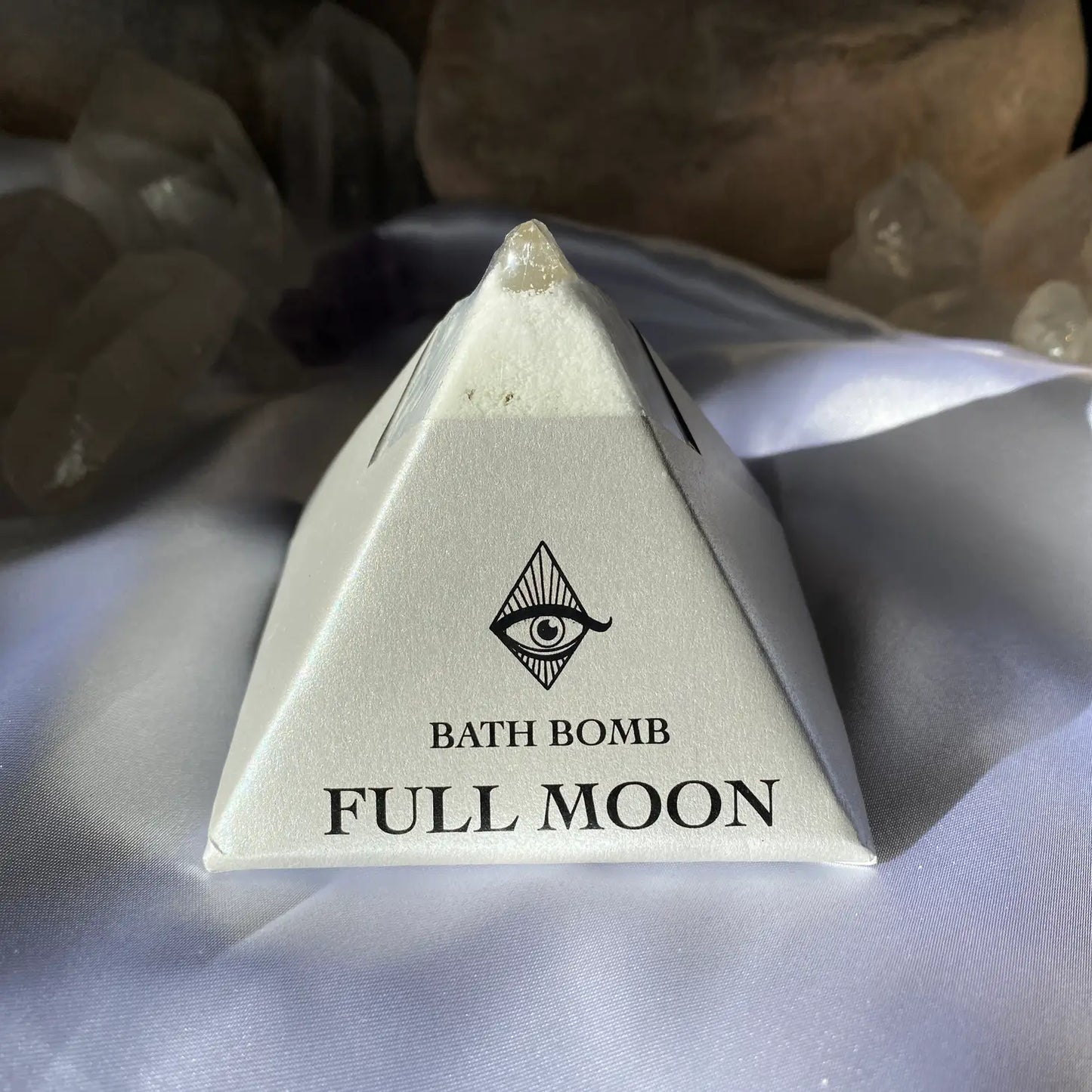 Full Moon Healing Bath Bomb With Crystal And Oils