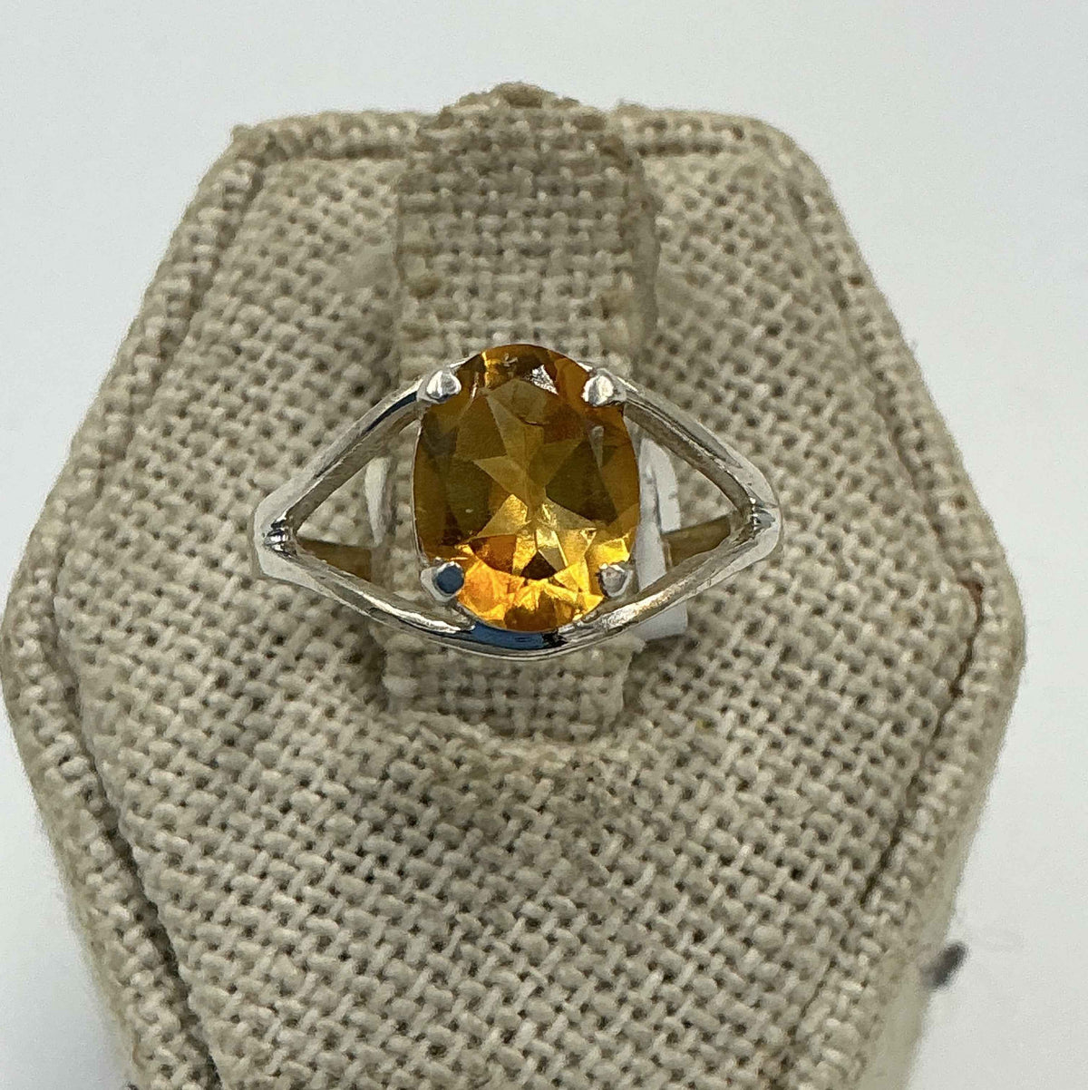 Sterling Silver Round Citrine Geometric-Frame Ring – Size 6