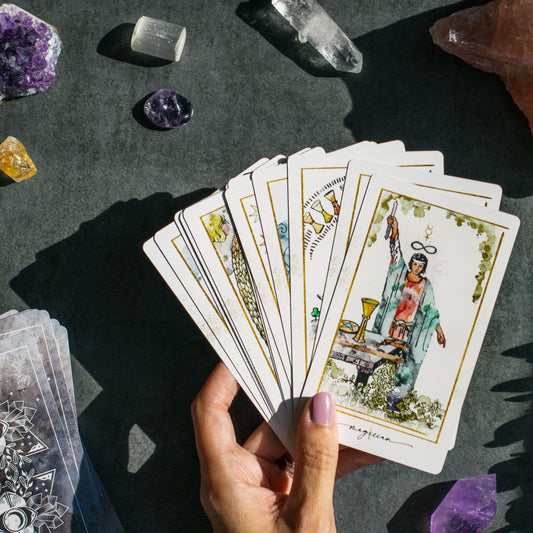 Modern Hue Tarot Deck: Reimagined Rider-Waite Watercolors