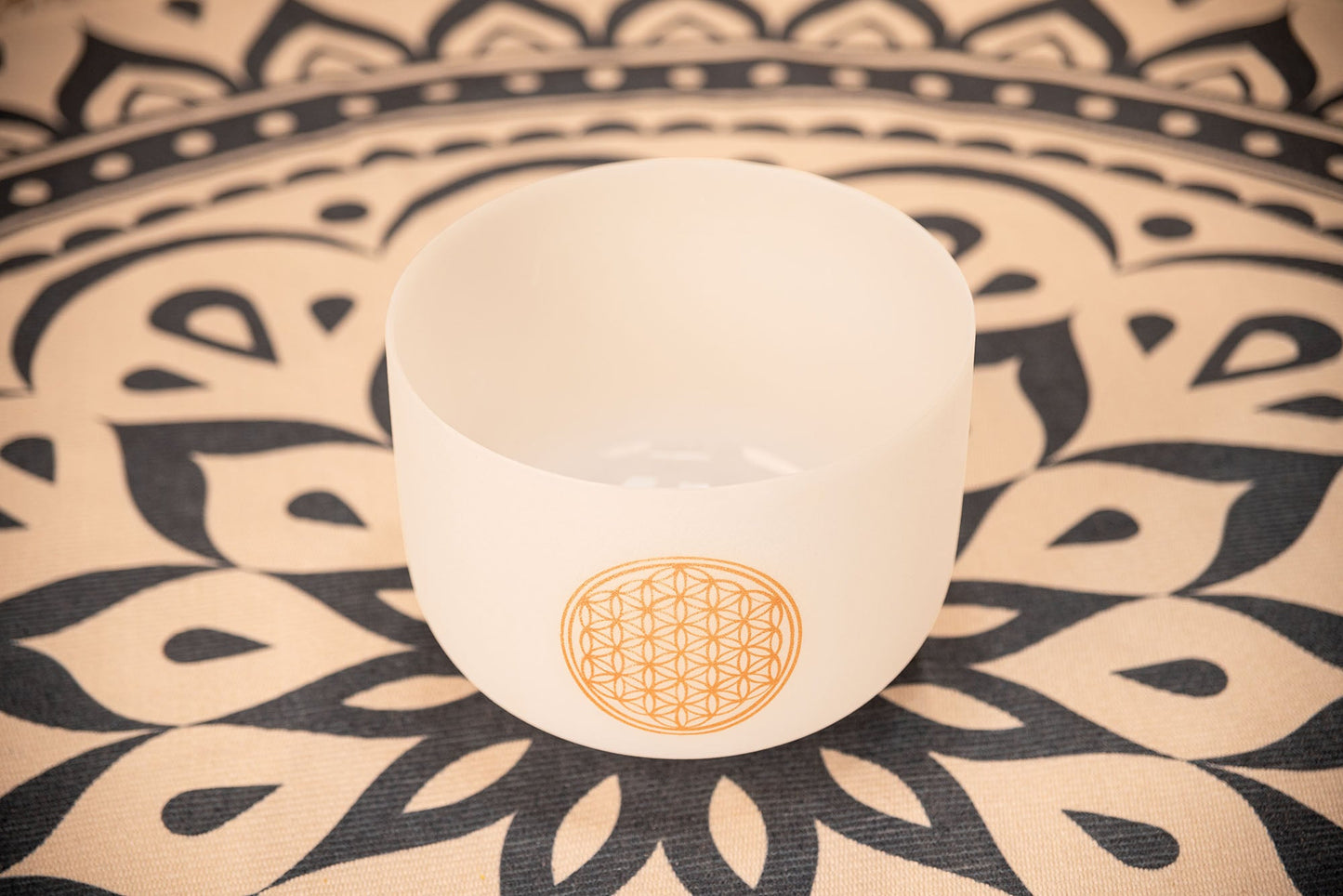 10" White-Frosted Crystal Singing Bowl, Flower of Life 128 Hz