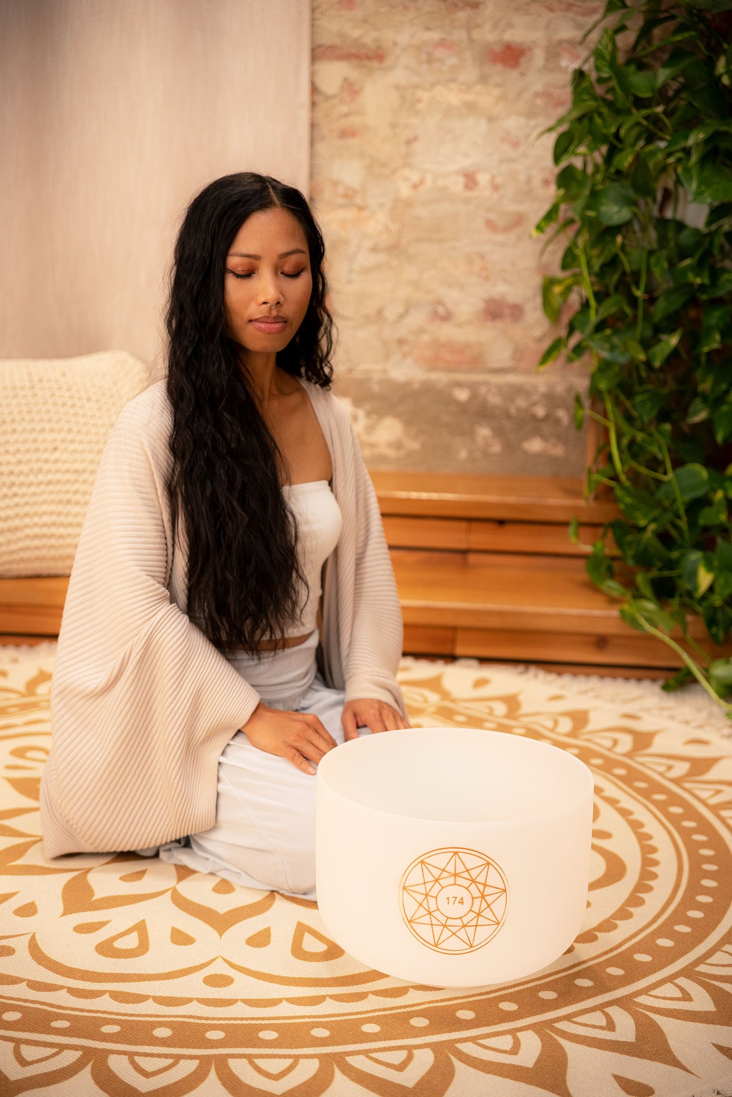 12" Solfeggio Crystal Singing Bowl, 174 Hz, Note F3