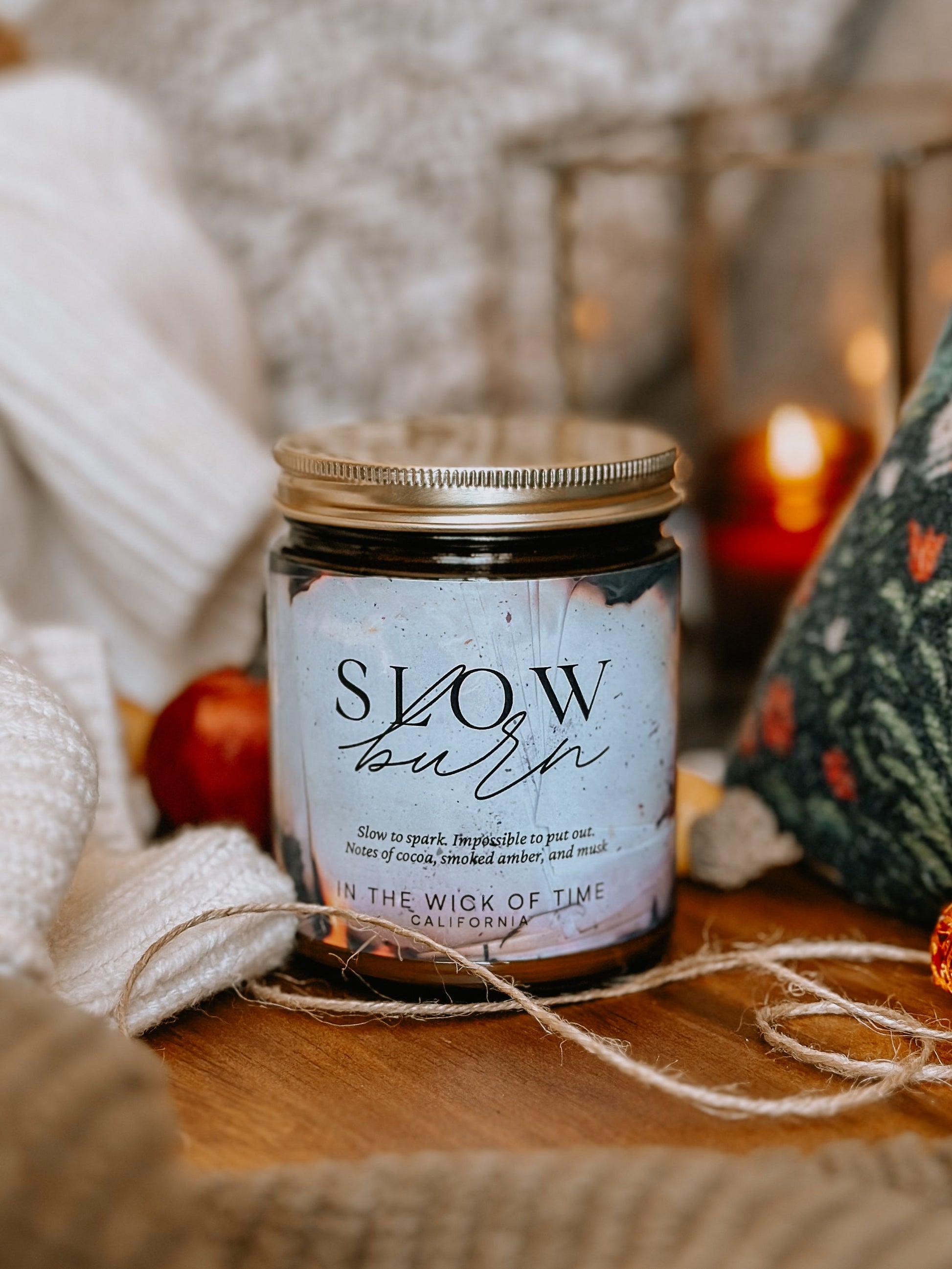 Slow Burn Aromatherapy Candle With Amber And Cocoa Notes