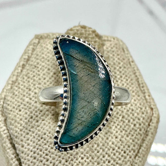Sterling Silver Labradorite Crescent Moon Ring – Size 8