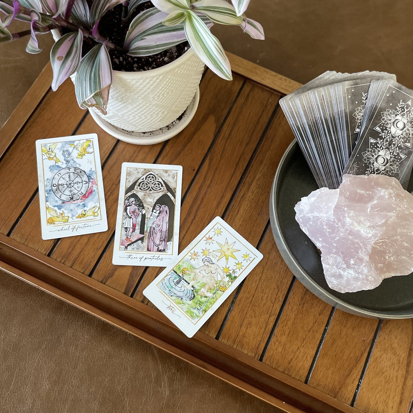 Modern Hue Tarot Deck: Reimagined Rider-Waite Watercolors