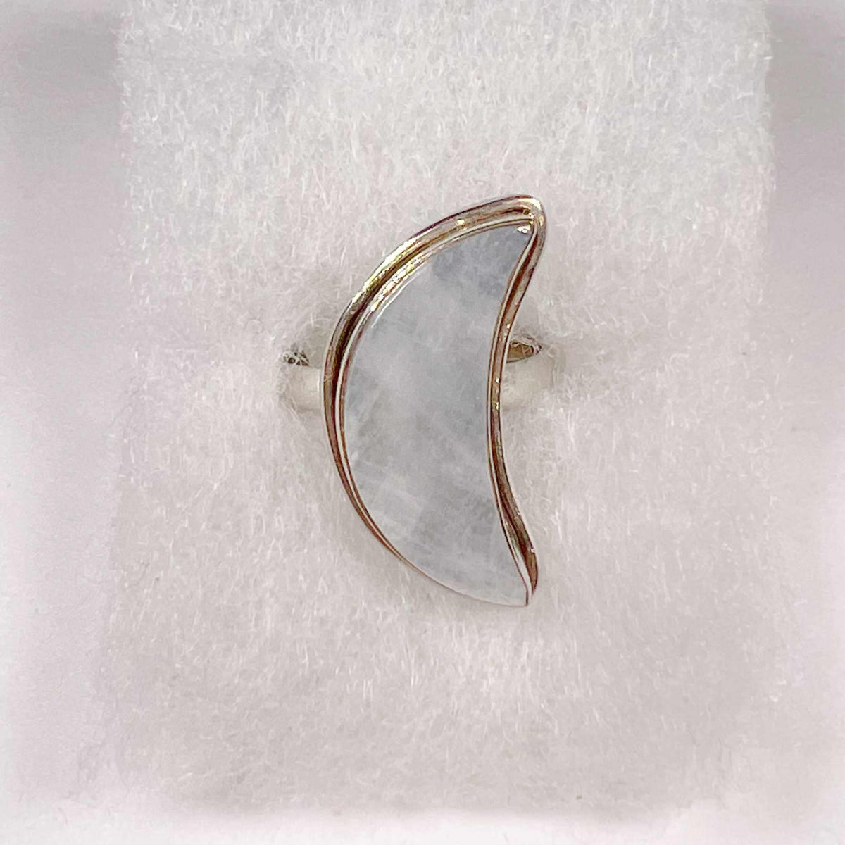 Rainbow Moonstone or Labradorite Crescent Moon Ring – Sizes 6–9