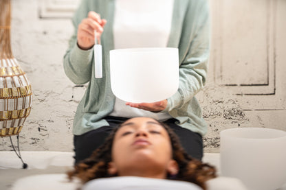 9" White-Frosted Crystal Singing Bowl, Note A4, Brow Chakra