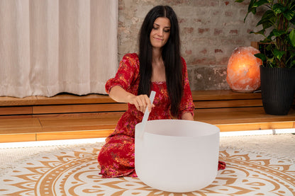 16" White-Frosted Crystal Singing Bowl, Note D3, Sacral Chakra 440hz
