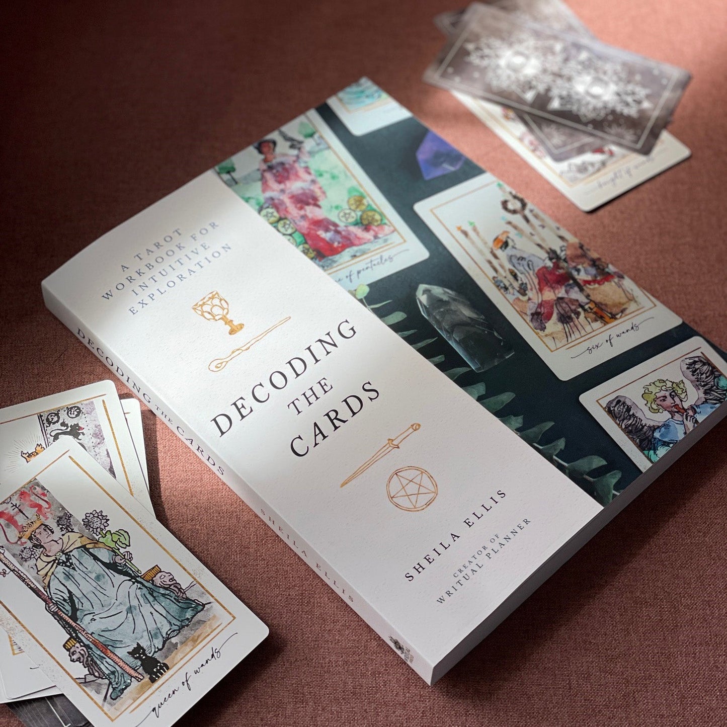 Mystical Intuitive Tarot Workbook: Decoding The Cards