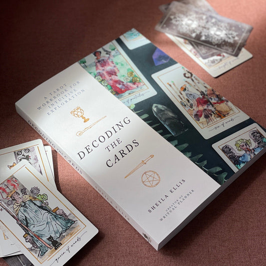 Mystical Intuitive Tarot Workbook: Decoding The Cards
