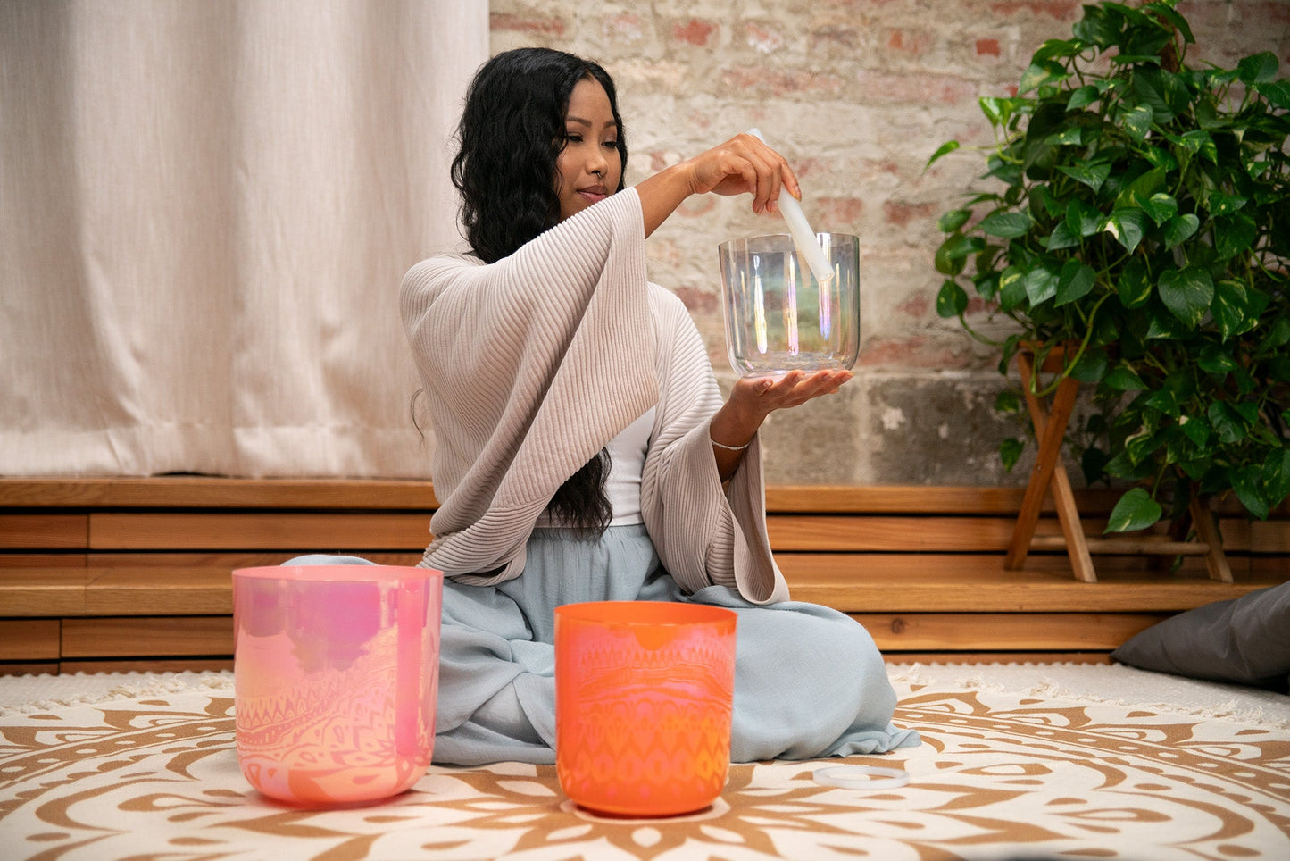 3-Piece Essence Crystal Singing Bowl Set, E4/C4/G3, 440 Hz