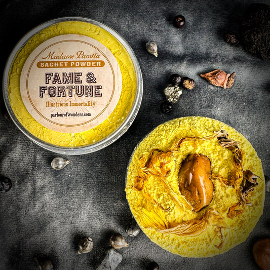Fame and Fortune Sachet Powder by Madame Pamita