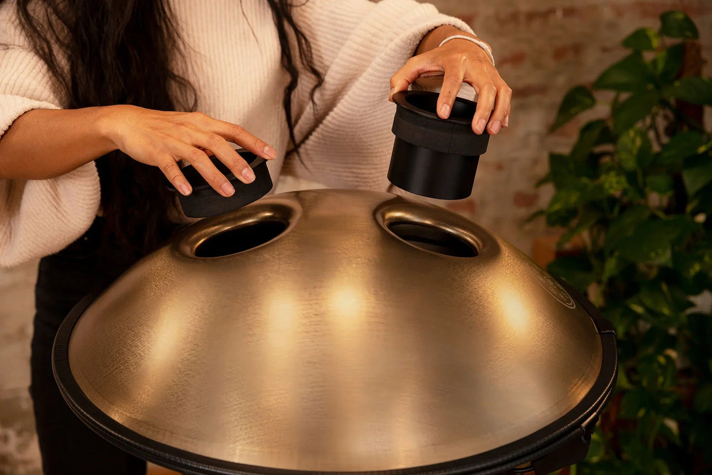 Sensory Handpan, D Amara, 10 Notes, Vintage Gold