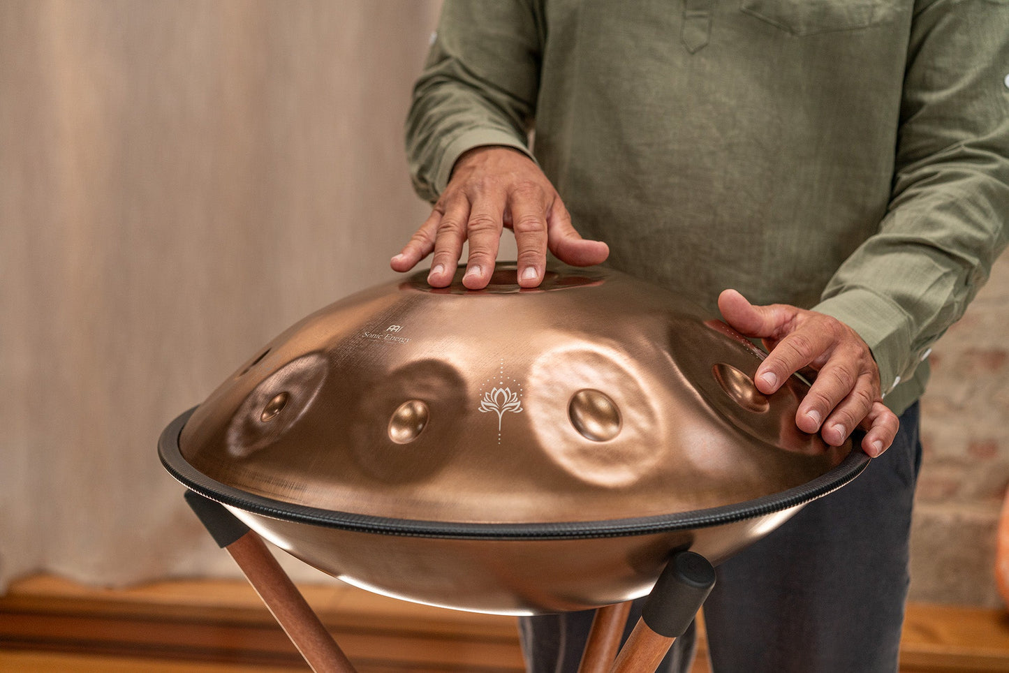 Sensory Handpan, E La Sirena, 10 Notes, Vintage Copper, Engraved Design