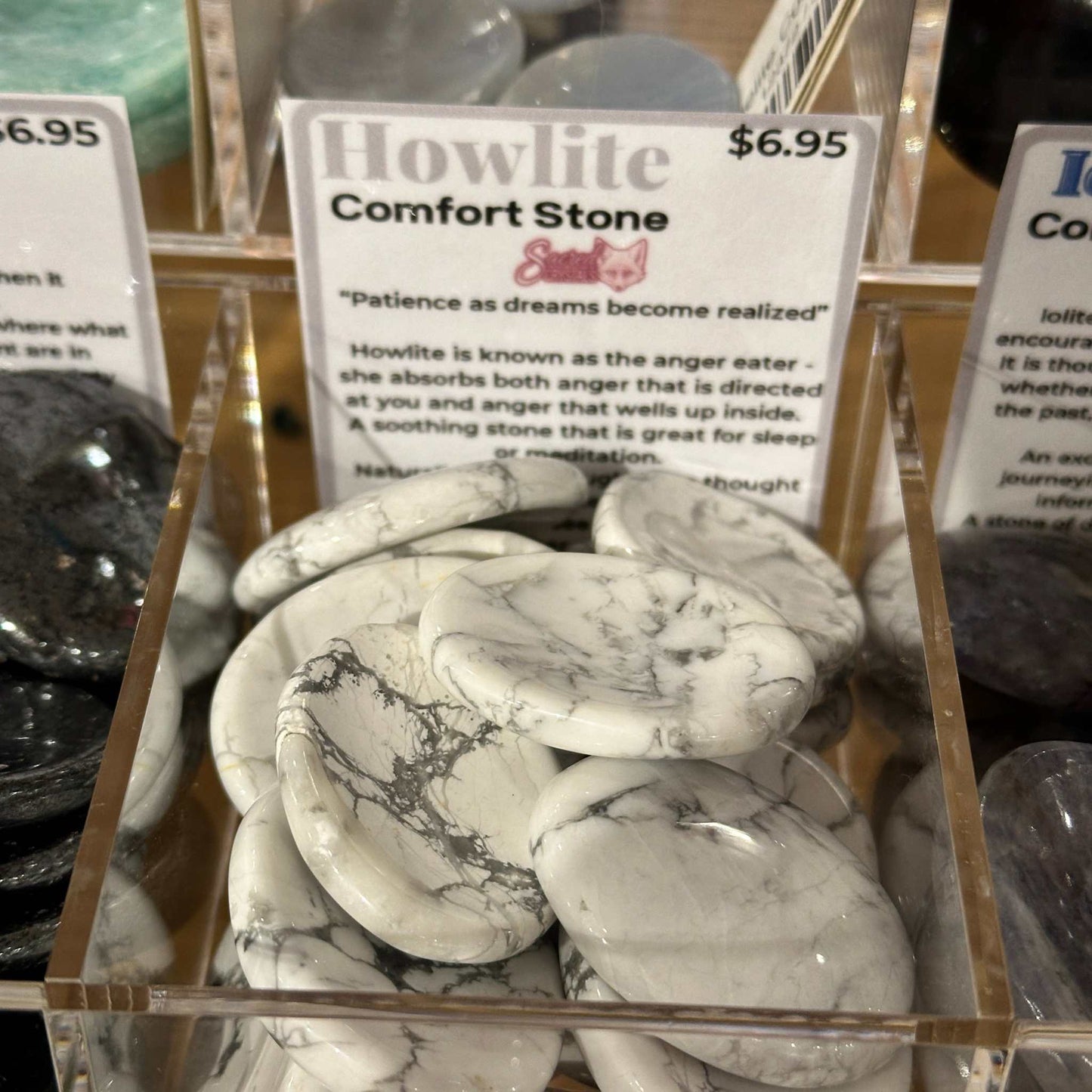 Premium Howlite Pocket Stone for Peace and Mindfulness