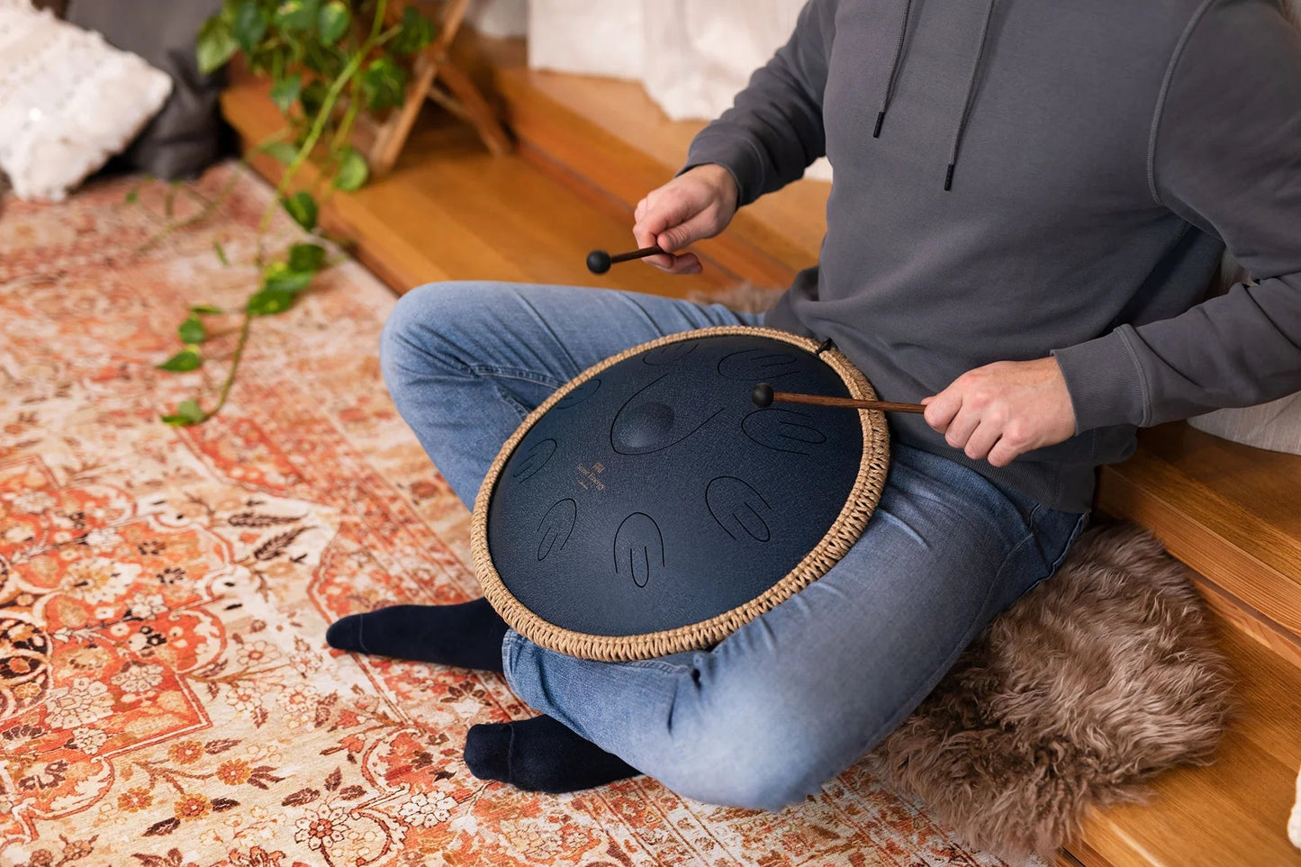 16" Octave Steel Tongue Drum, D Amara, Navy Blue