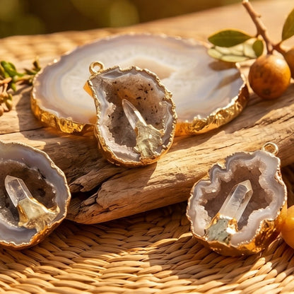 Oco Geode Druzy Crystal Pendant with Quartz Point (Gold Plated) Gemstone Jewelry Necklace Supply