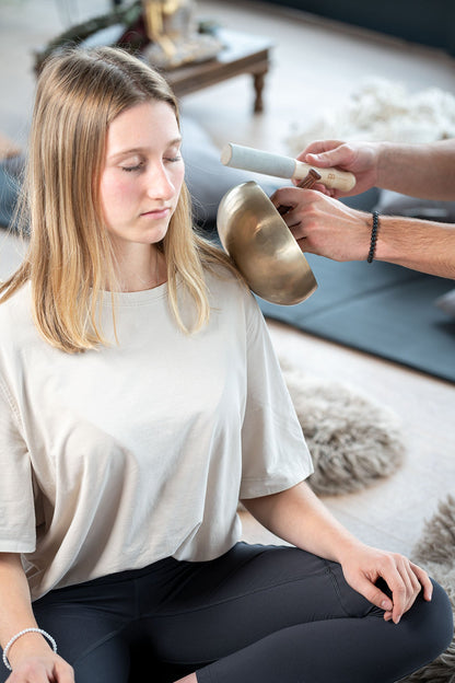 Singing Bowl Suction Holder, Small