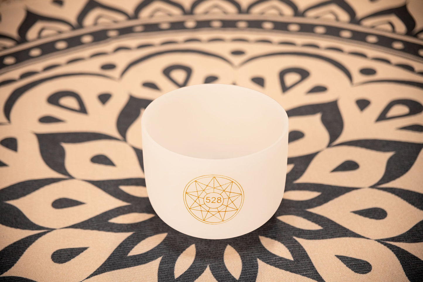 8" Solfeggio Crystal Singing Bowl, Mi 528 Hz, Note C5