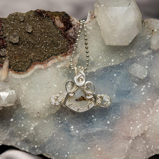 White Agate Wire-Wrapped Crystal Pendant – 1.25 x 1.75 Inches