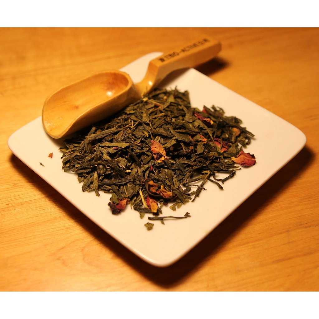 Premium Organic Cherry Green Tea Blend for Daily Energy
